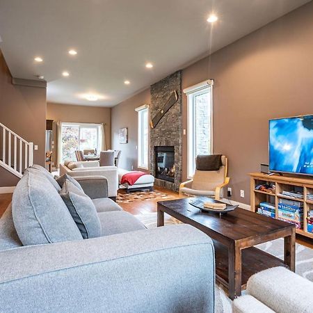 Aspen Lodge By Revelstoke Vacations Zewnętrze zdjęcie