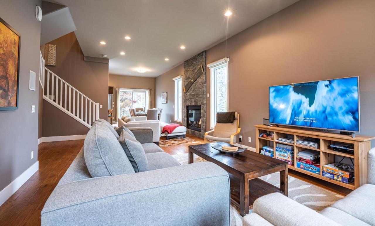Aspen Lodge By Revelstoke Vacations Zewnętrze zdjęcie