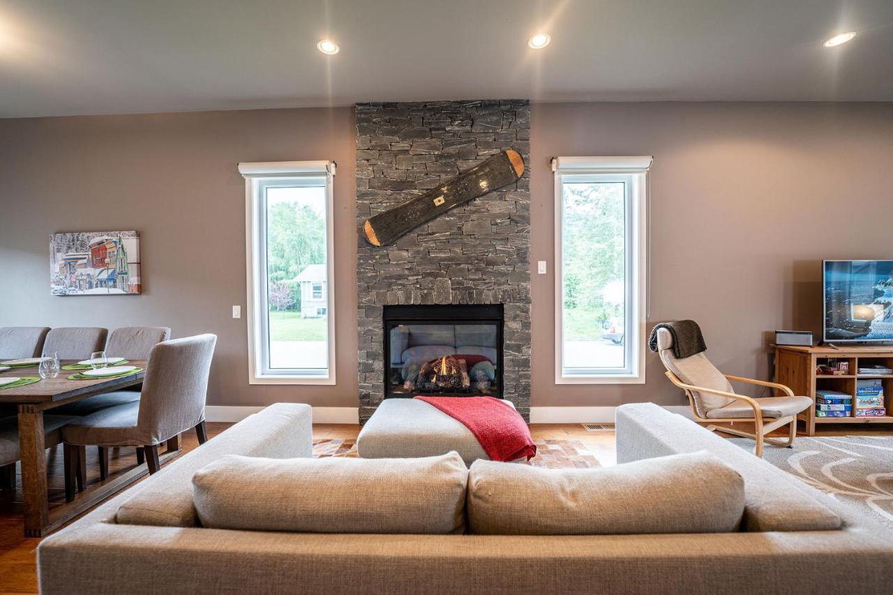 Aspen Lodge By Revelstoke Vacations Zewnętrze zdjęcie